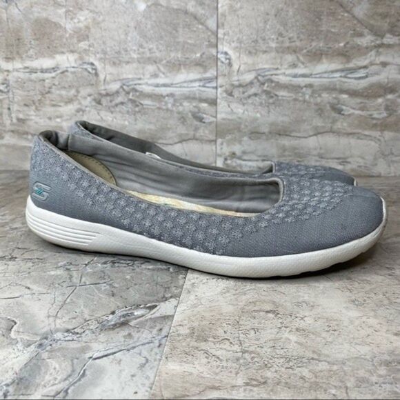 Skechers grey slip on air cooled memory foam shoes 7.5 - Picture 1 of 7